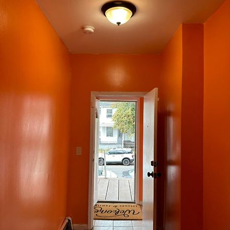 Fidellia Iron Room, Queen Bed Minutes From Newark Liberty International Airport And Newark Penn Station Exteriör bild
