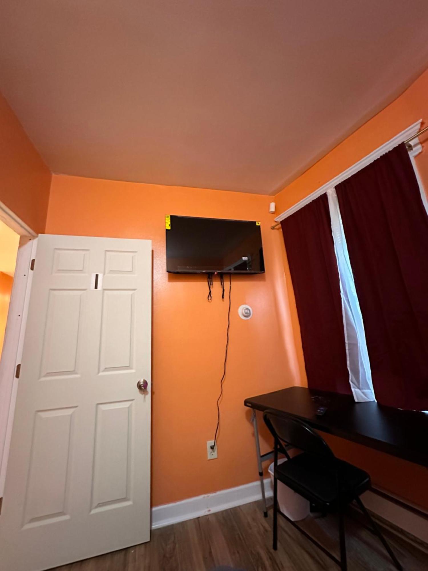 Fidellia Iron Room, Queen Bed Minutes From Newark Liberty International Airport And Newark Penn Station Exteriör bild
